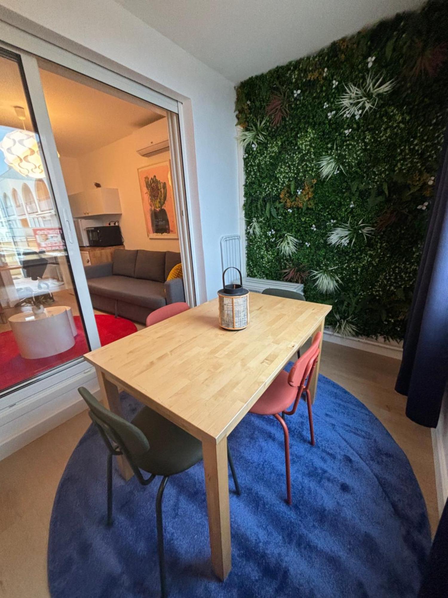 Studio Vue Mer Quartier Des Quilles Сет Екстериор снимка
