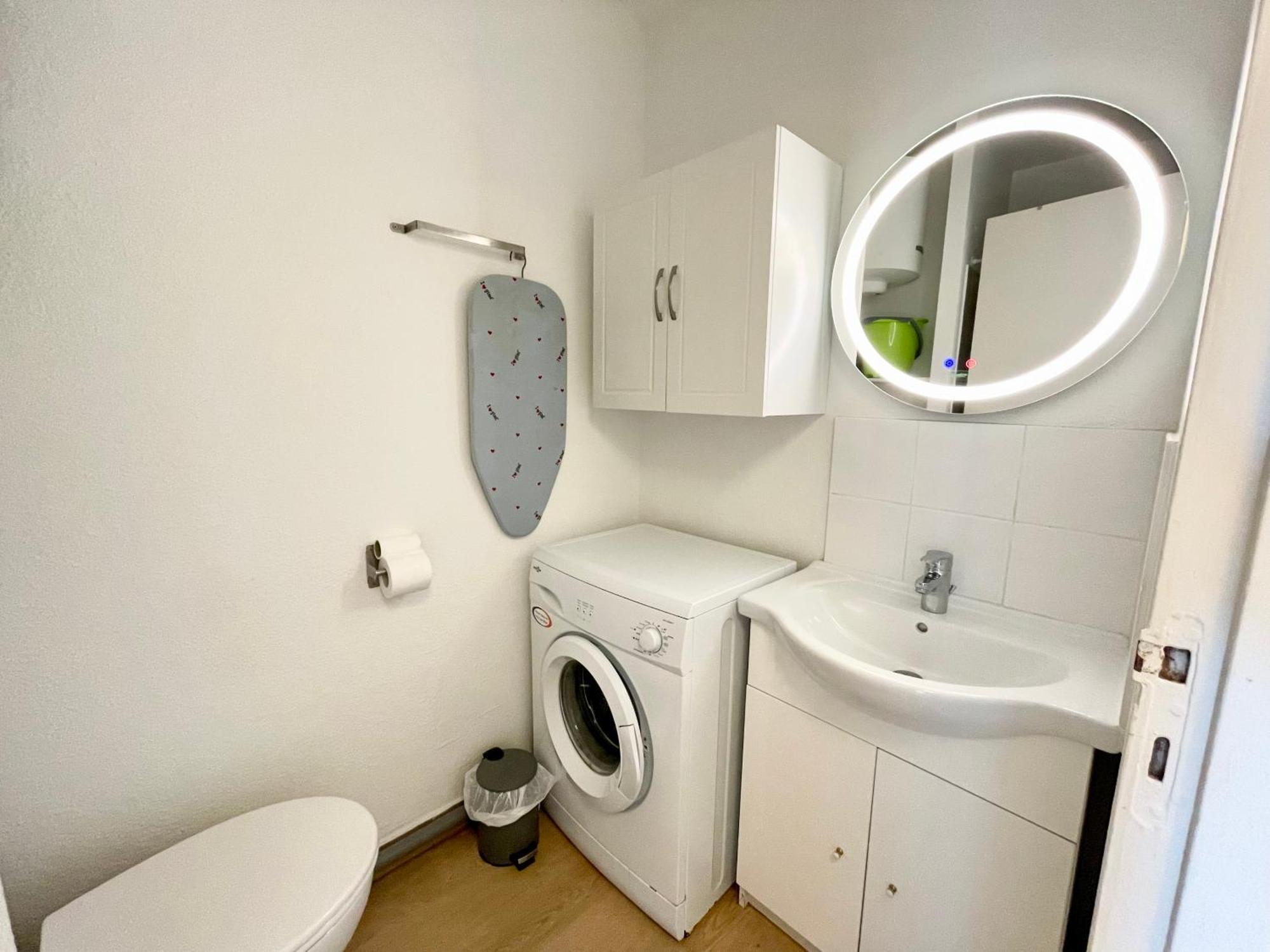 Studio Vue Mer Quartier Des Quilles Сет Екстериор снимка
